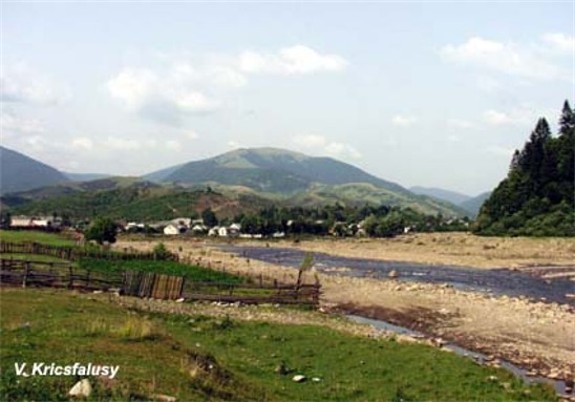 Image - View of Mount Topas in the Krasna mountain group in the Polonynian Beskyd.